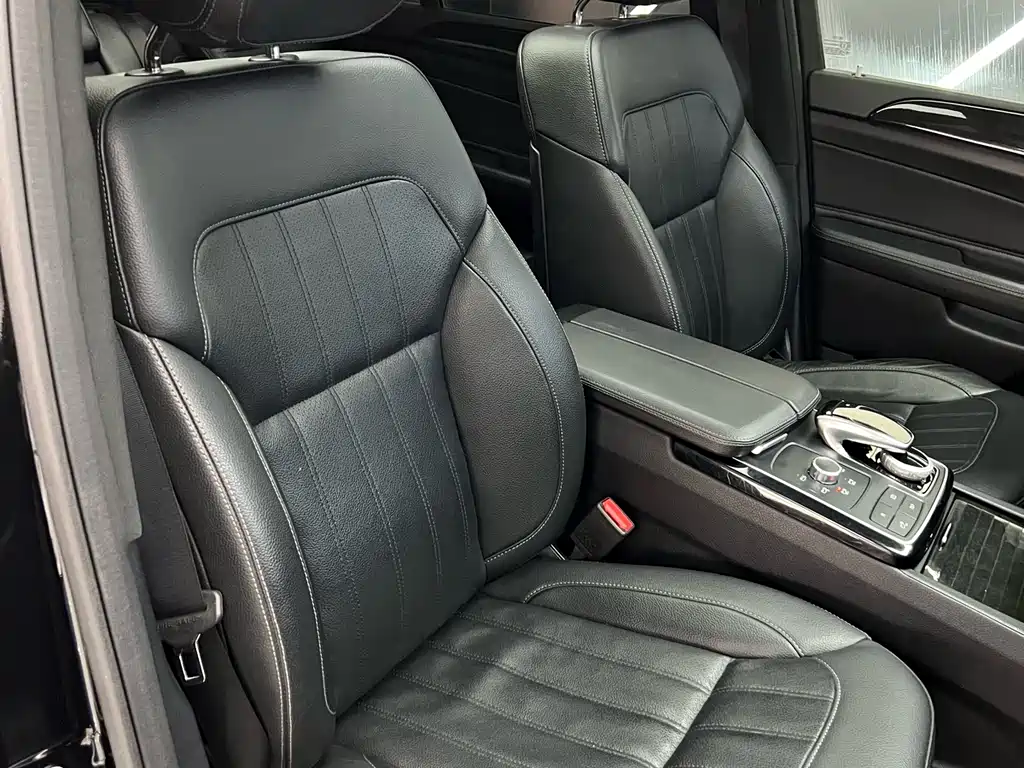 Mercedes-Benz GLS 2016 — фото 26
