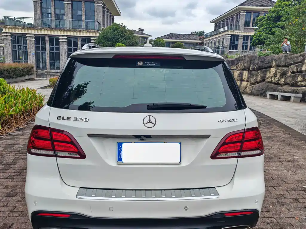Mercedes-Benz GLE 2017