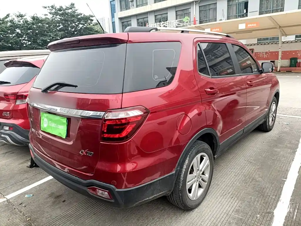 Oshan Oushang CX70 2016