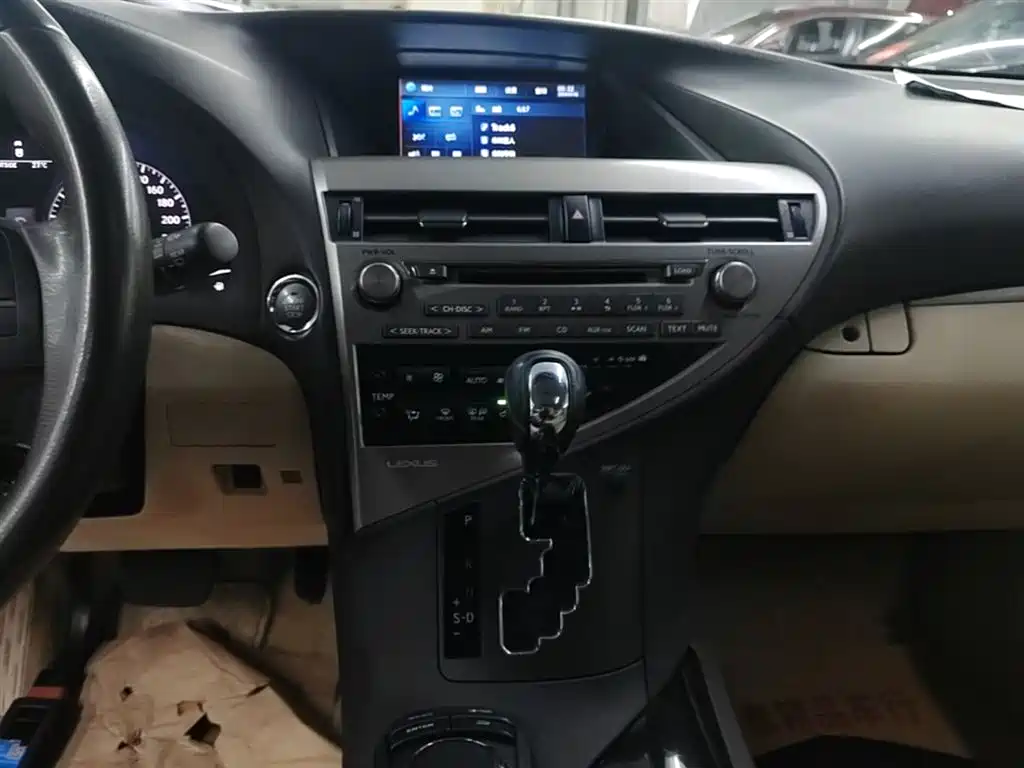 Lexus RX Classic 2015 — фото 10