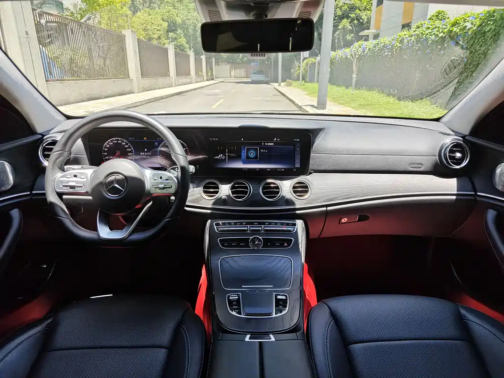 Mercedes-Benz E-Class 2020 — фото 13
