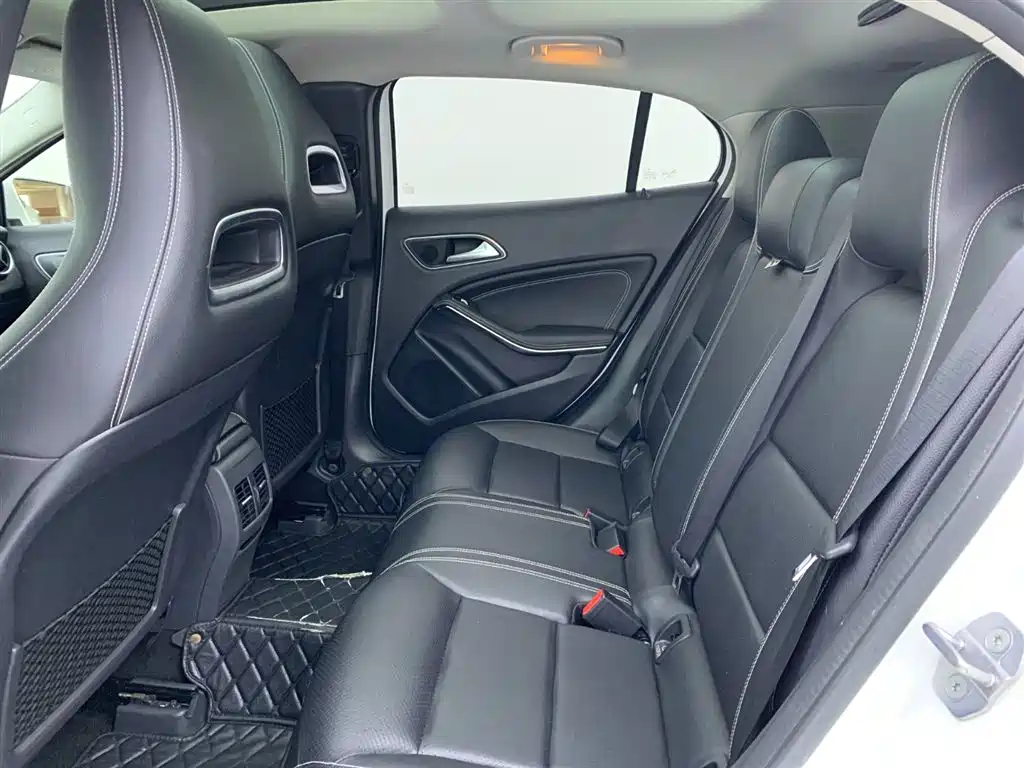 Mercedes-Benz GLA 2019 — фото 10