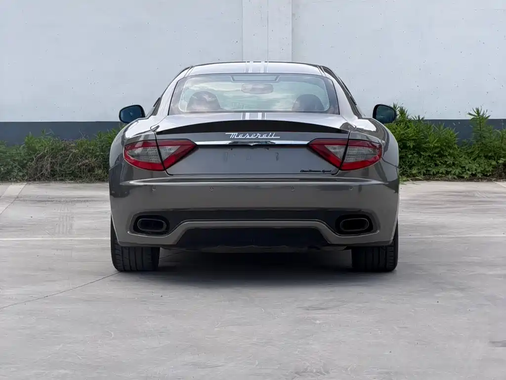 Maserati GranTurismo 2013 — фото 4