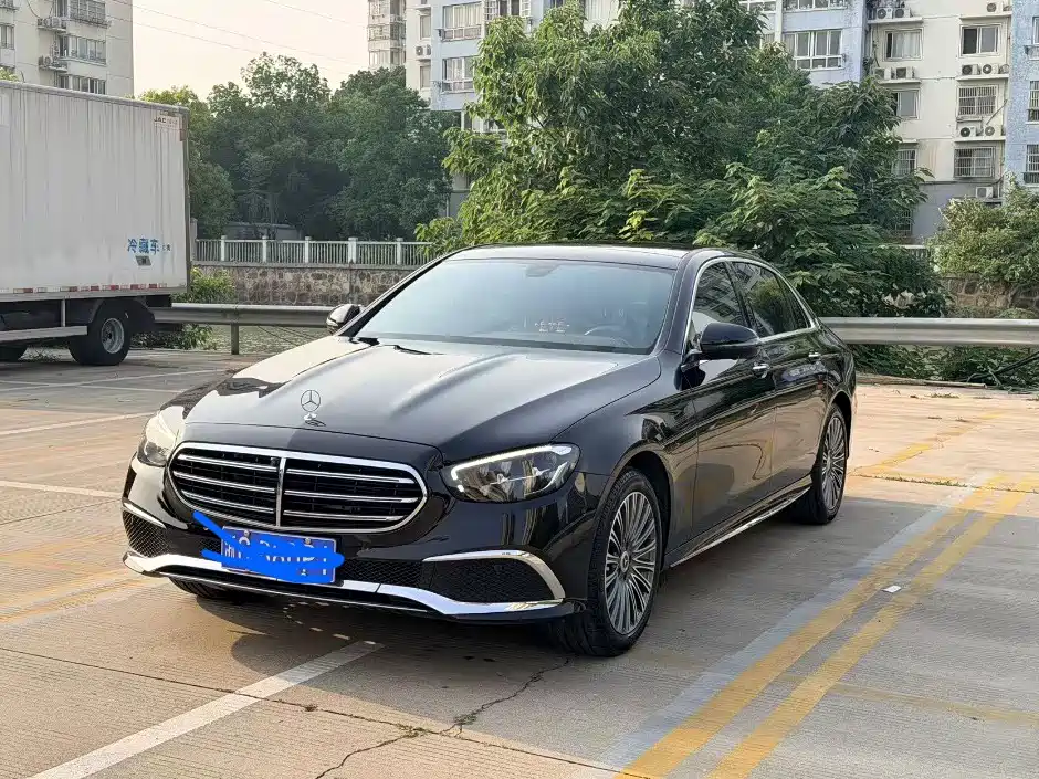 Mercedes-Benz E-Class 2020 — фото 1