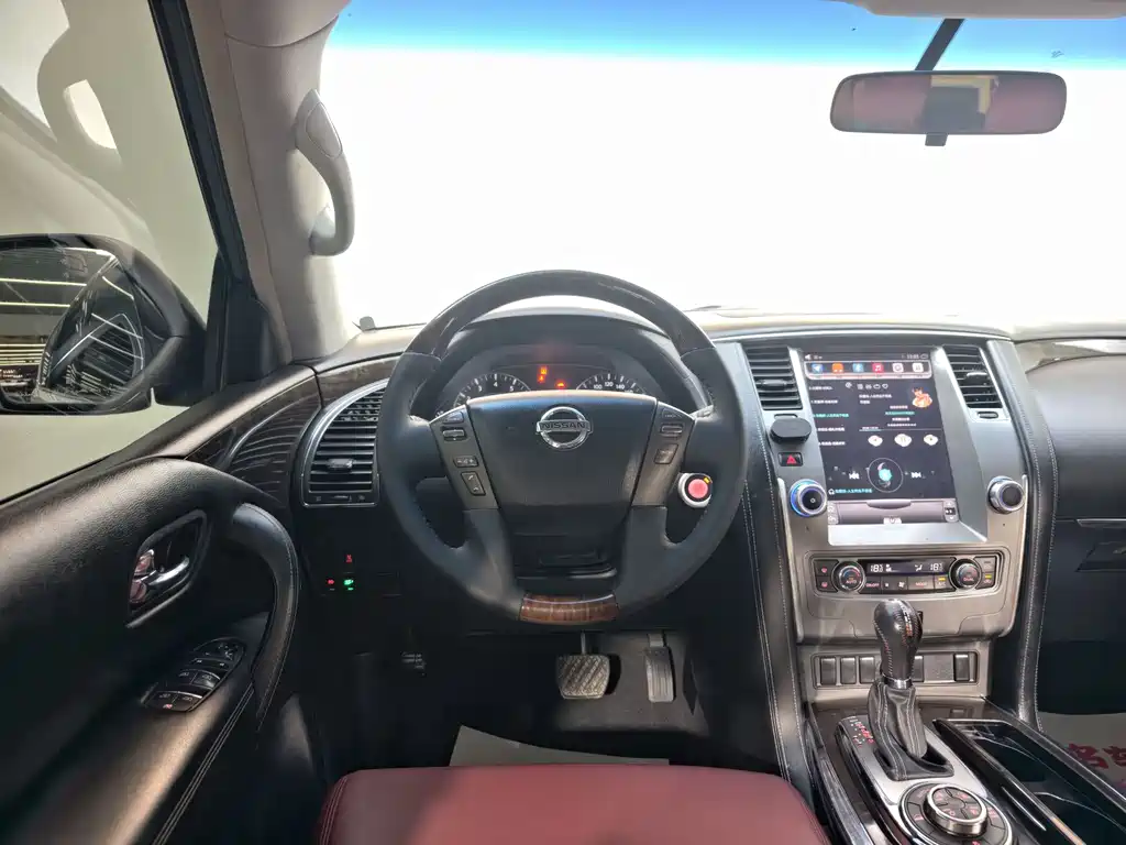 Nissan Patrol 2017 — фото 24