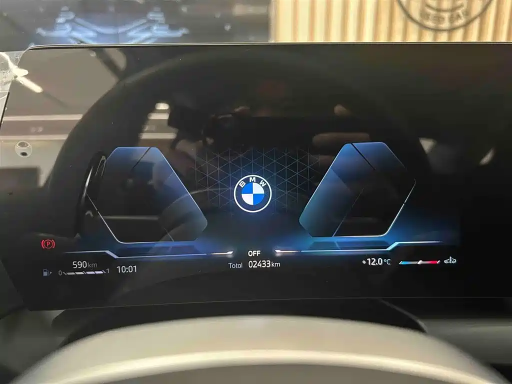 BMW 2 Series 2025 — фото 14