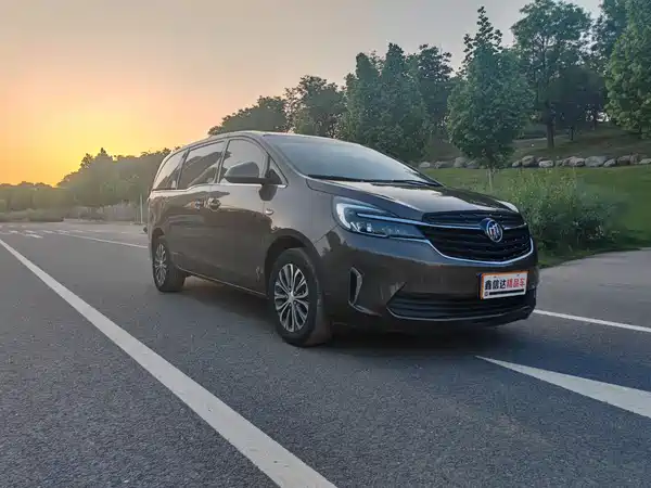 Buick GL8 2022