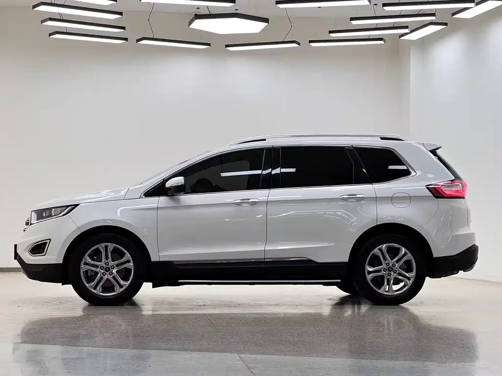 Ford Edge 2017 — фото 4