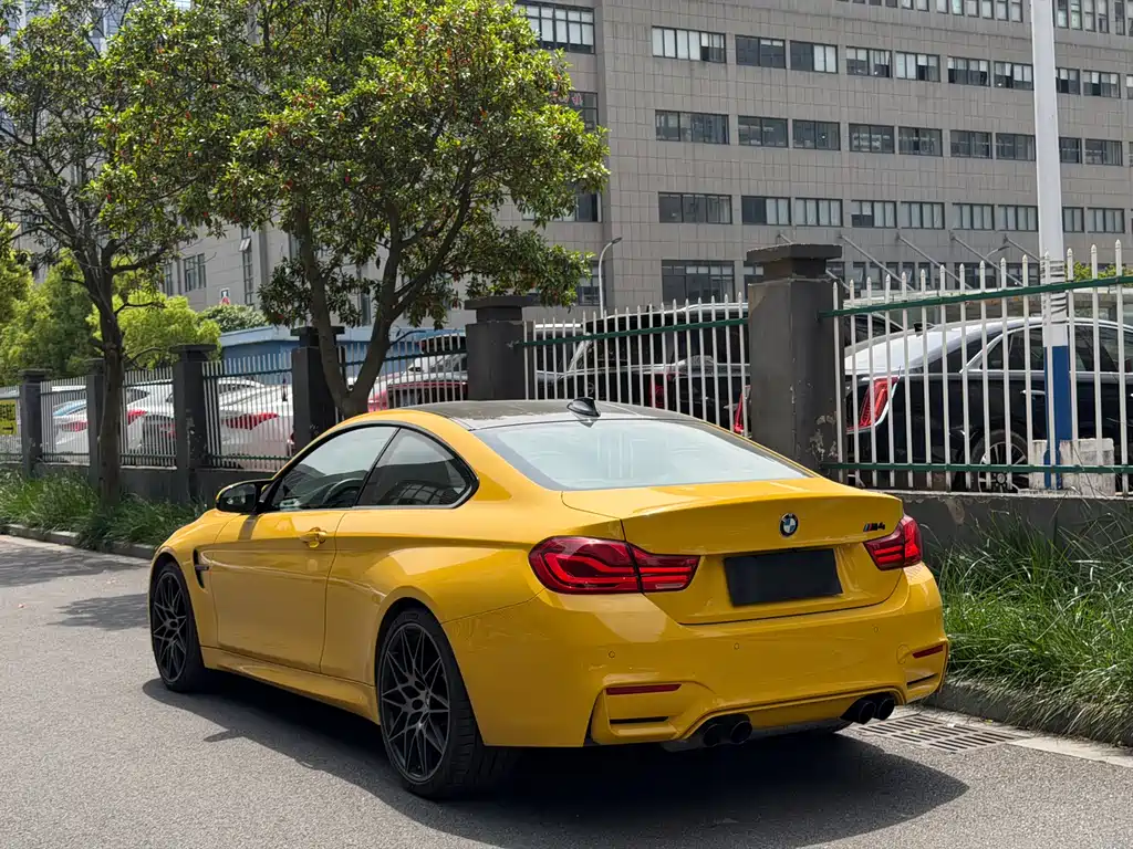 BMW M4 2018 — фото 4