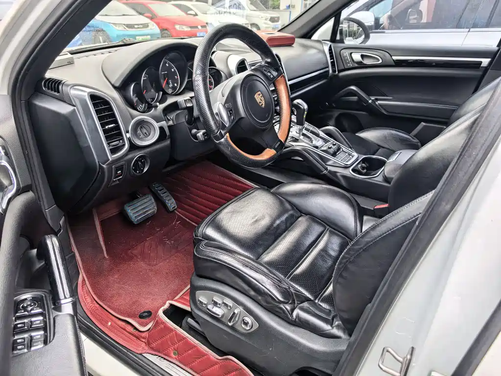 Porsche Cayenne 2013