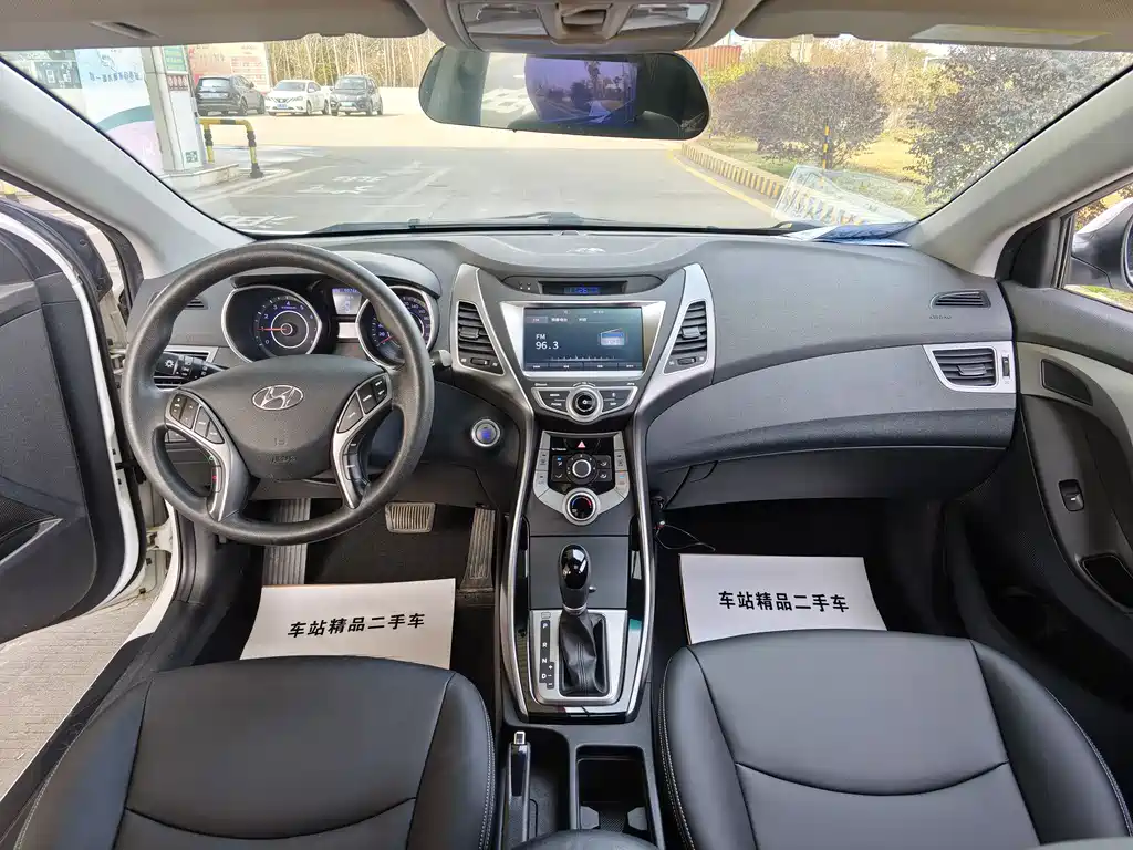 Hyundai Elantra Langdong 2017 — фото 5