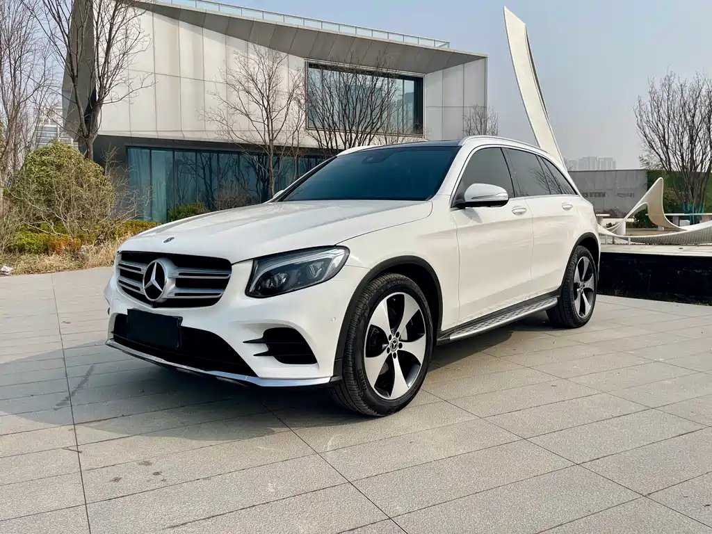 Mercedes-Benz GLC 2018 — фото 1