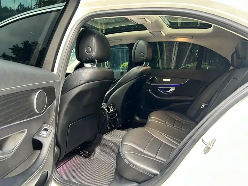 Mercedes-Benz C-Class 2021 — фото 20