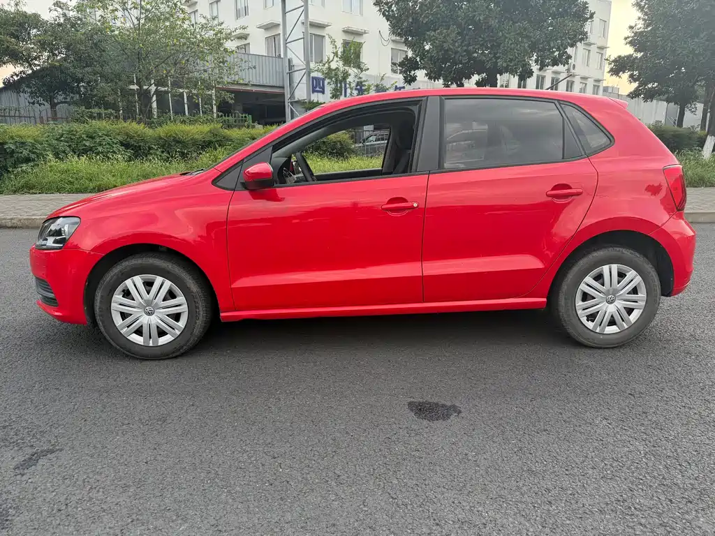 Volkswagen Polo 2015