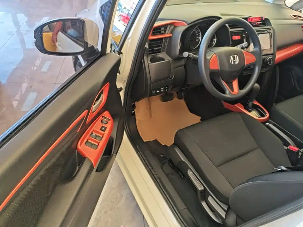 Honda Fit 2017 — фото 16