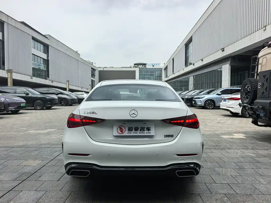 Mercedes-Benz C-Class 2022 — фото 19