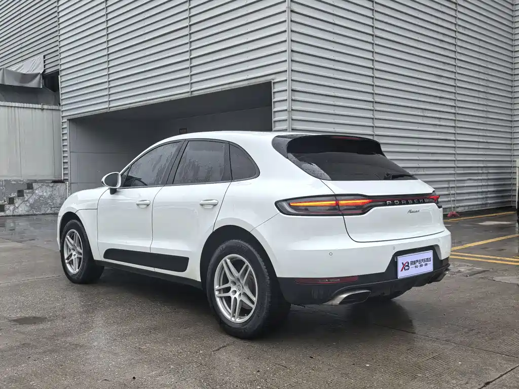 Porsche Macan 2019 — фото 6