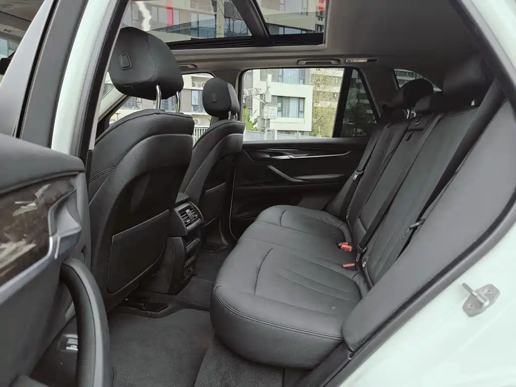 BMW X5 2015 — фото 17