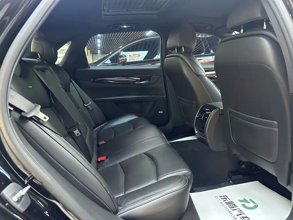Cadillac CT6 2021 — фото 16