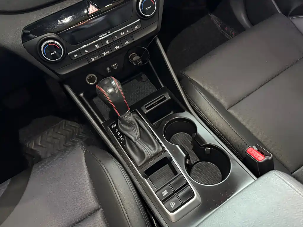 Hyundai Tucson 2016 — фото 14