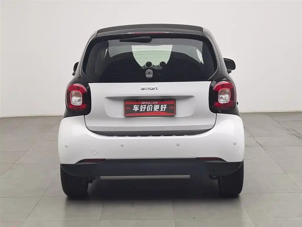 smart Fortwo 2018 — фото 4