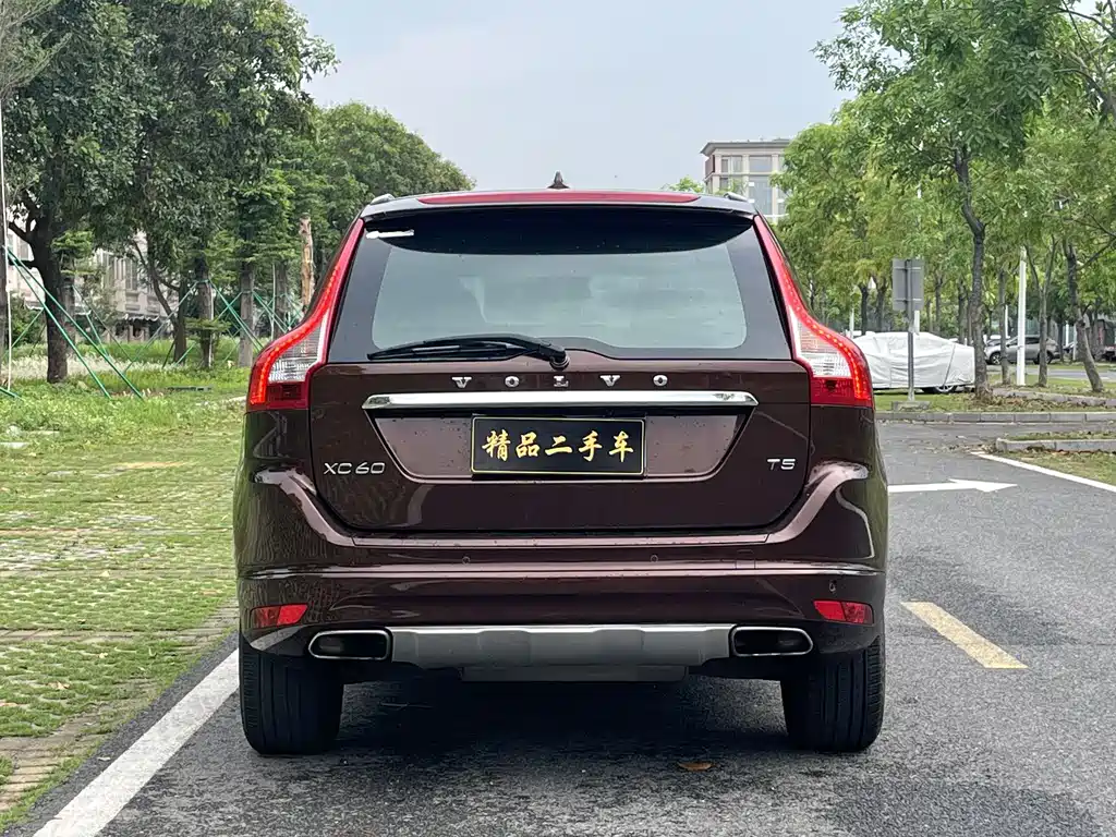 Volvo XC60 2015 — фото 6
