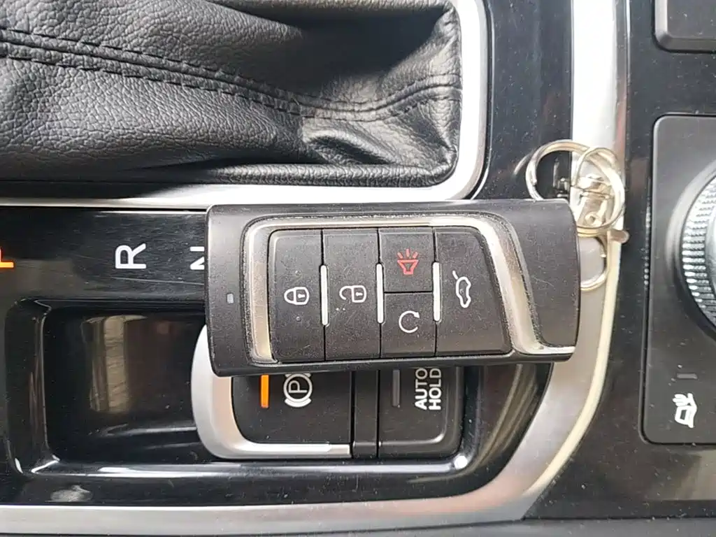 GAC Motor Trumpchi GS8 2018 — фото 9