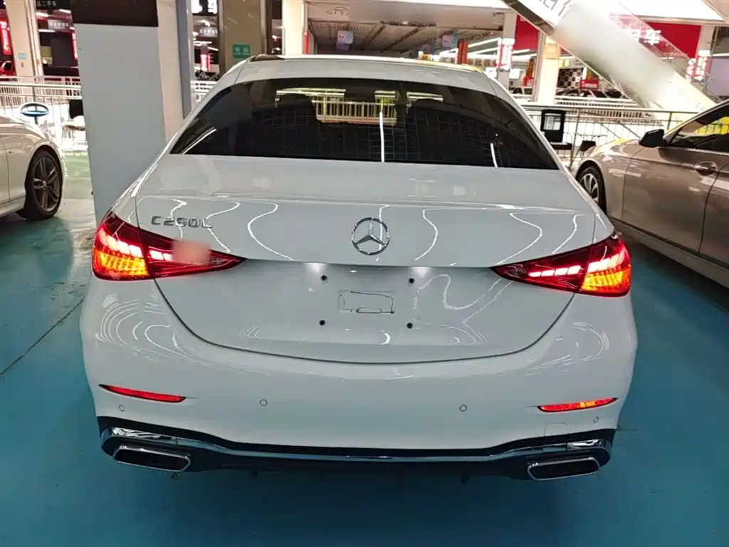 Mercedes-Benz C-Class 2023 — фото 6