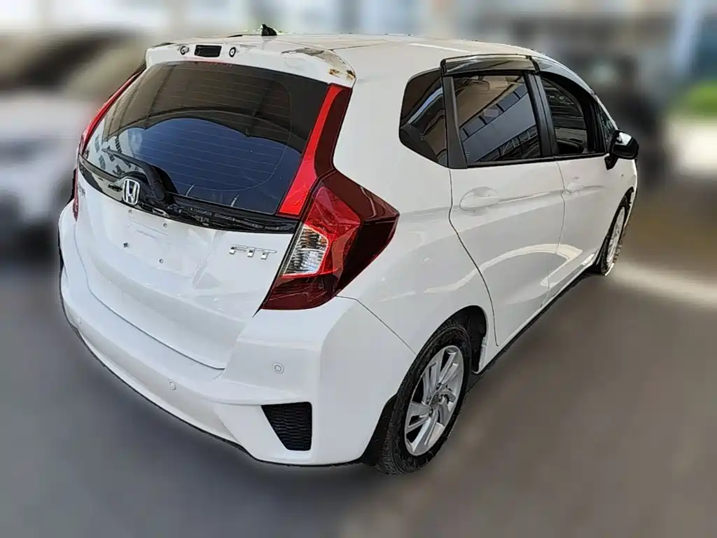Honda Fit 2017 — фото 12