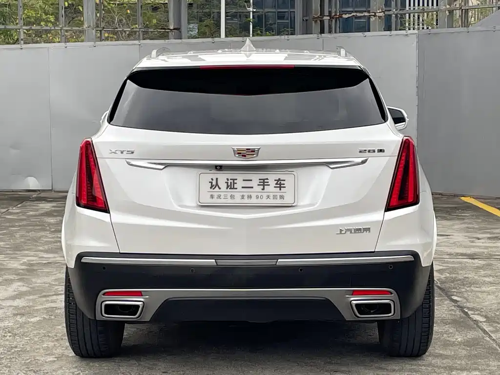 Cadillac XT5 2020 — фото 10