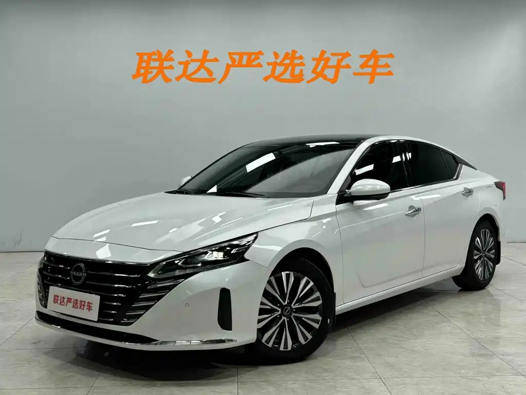 Nissan Teana 2022 — фото 1