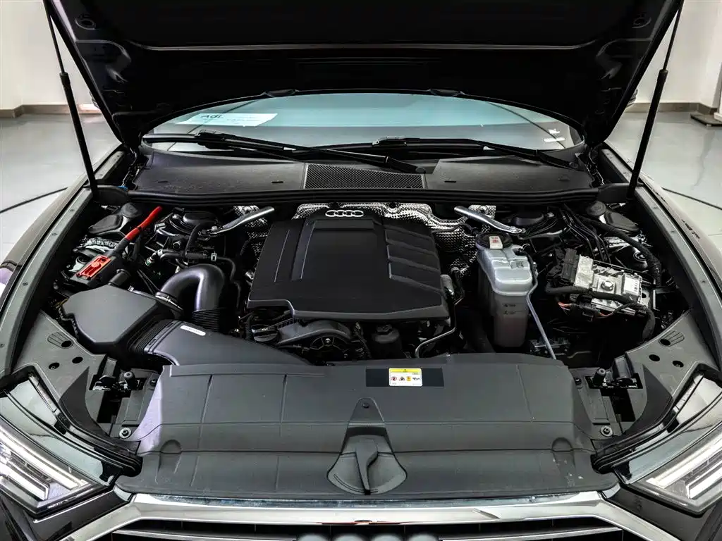 Audi A6L 2021