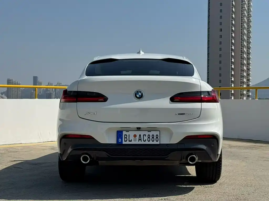 BMW X4 2021 — фото 8