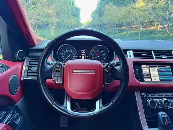 Land Rover Range Rover Sport 2014
