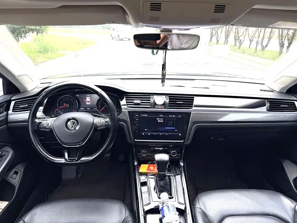 Volkswagen Phideon 2018