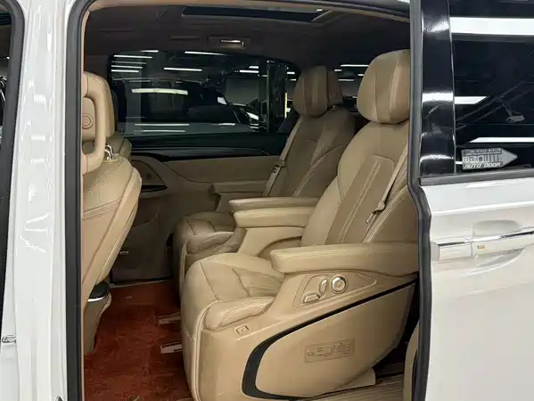 Buick GL8 2021