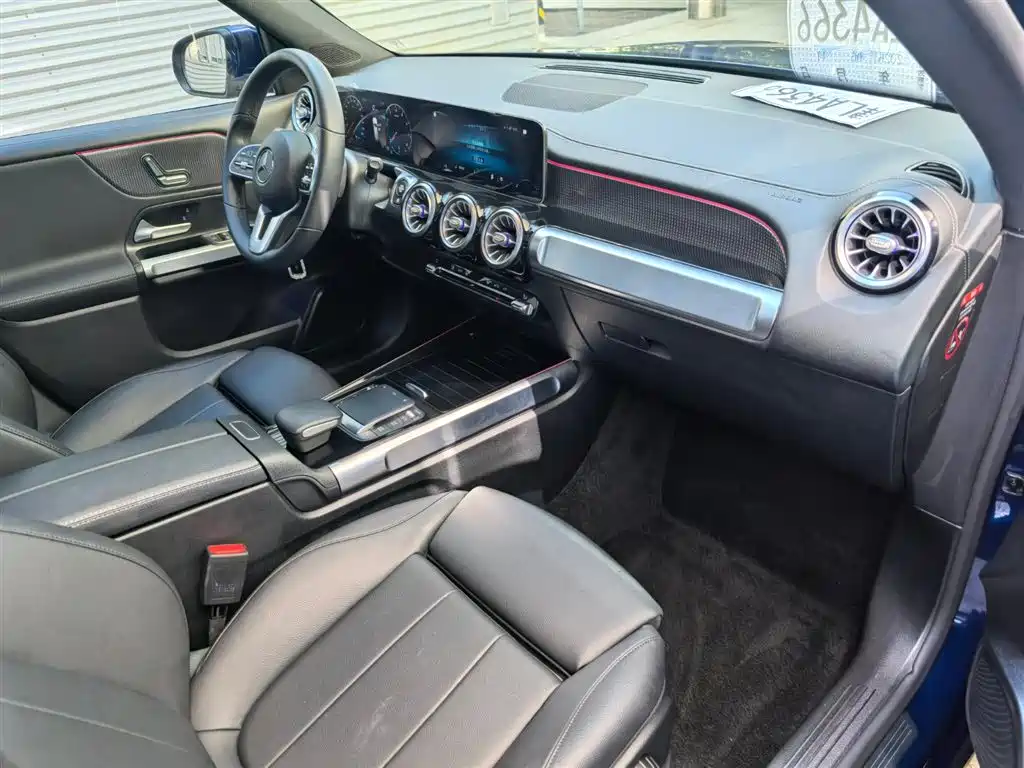 Mercedes-Benz GLB 2020 — фото 15
