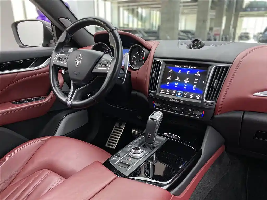 Maserati Levante 2021 — фото 13