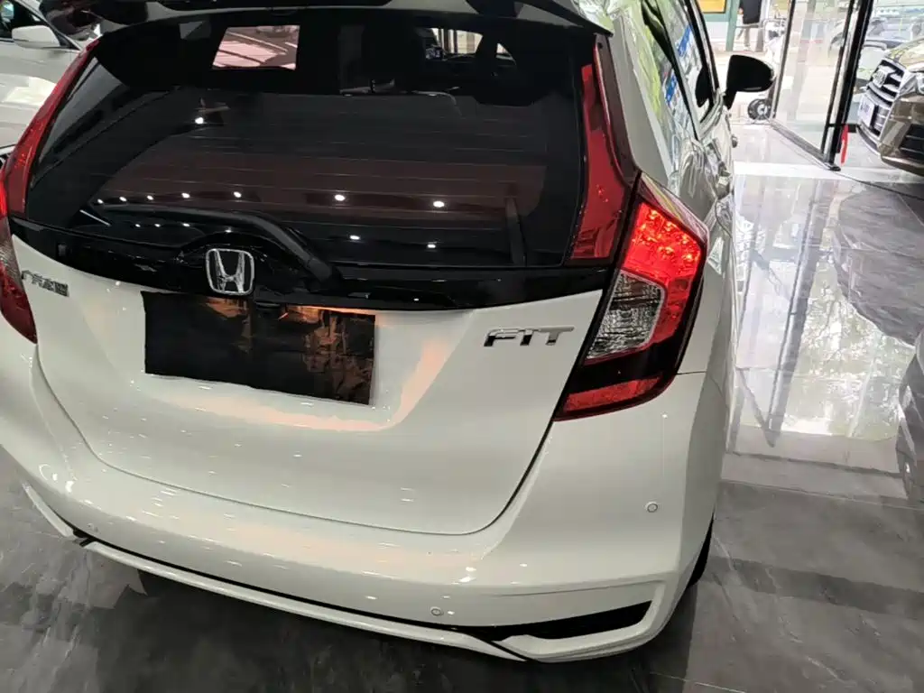 Honda Fit 2019 — фото 8