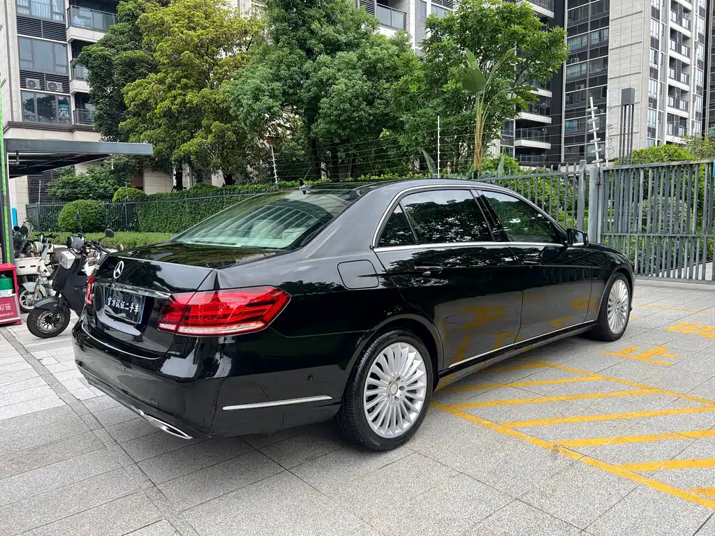 Mercedes-Benz E-Class 2016