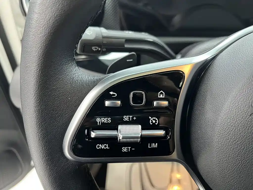 Mercedes-Benz A-Class 2022 — фото 14