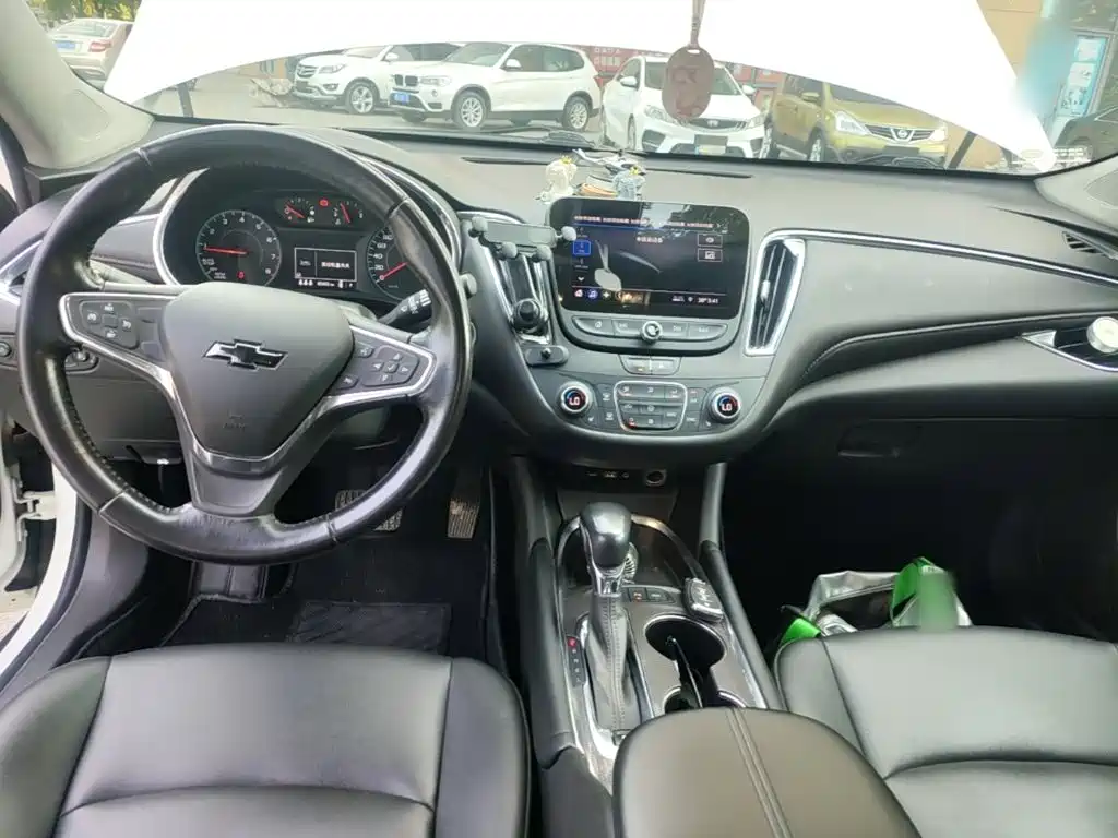 Chevrolet Malibu XL 2022 — фото 10