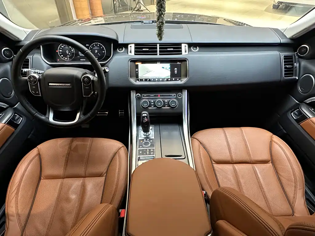 Land Rover Sport 2018 — фото 11