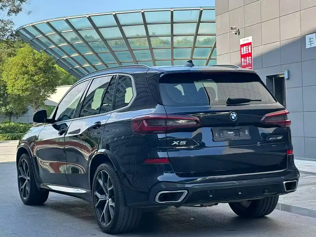 BMW X5 2022 — фото 9