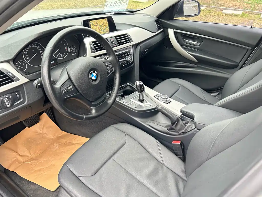 BMW 3 Series 2015 — фото 10