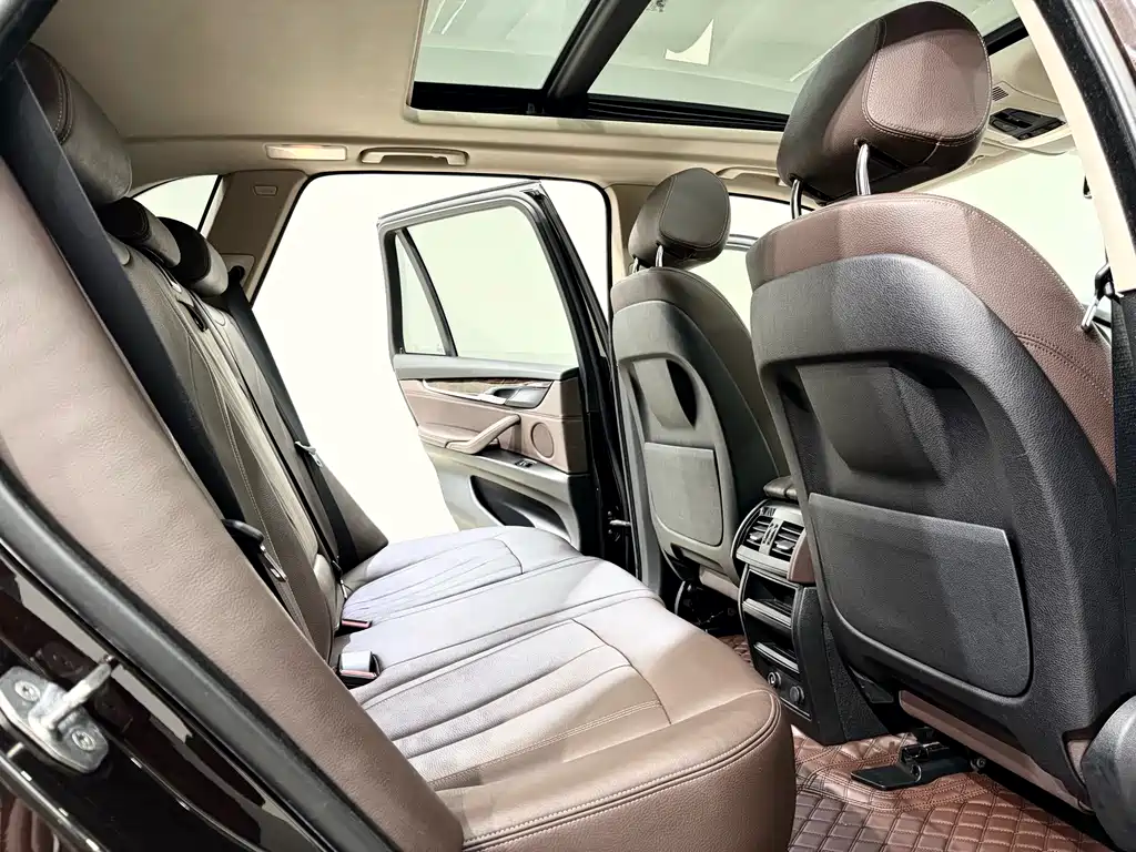 BMW X5 2015 — фото 10