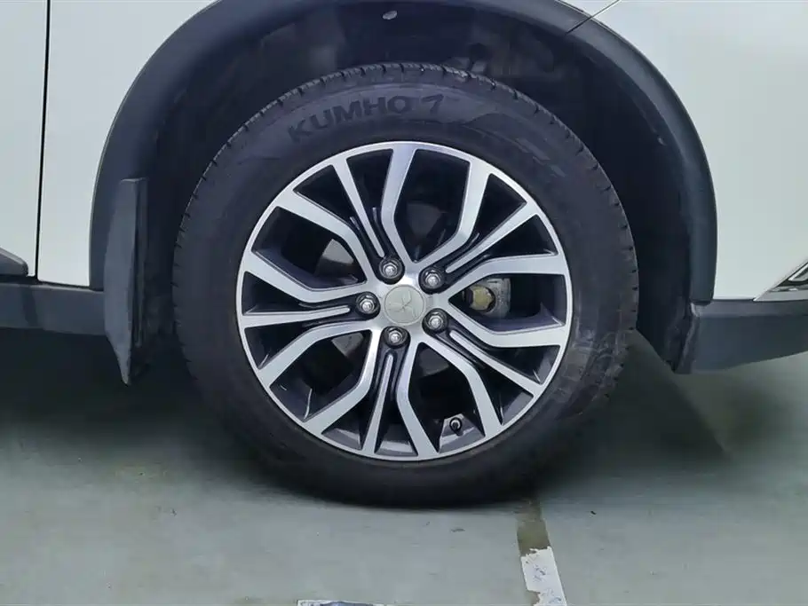 Mitsubishi Outlander 2018