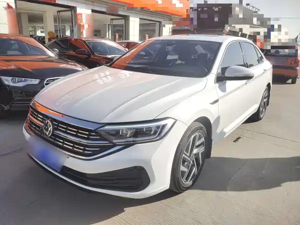 Volkswagen Sagitar 2023