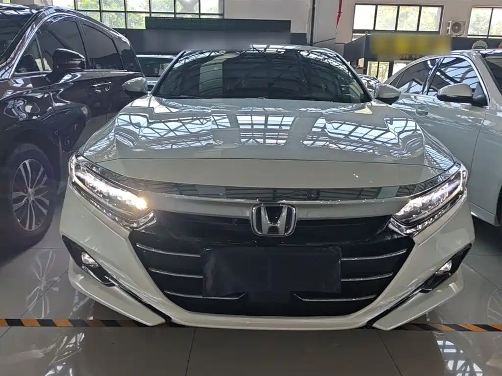 Honda Accord 2023 — фото 3