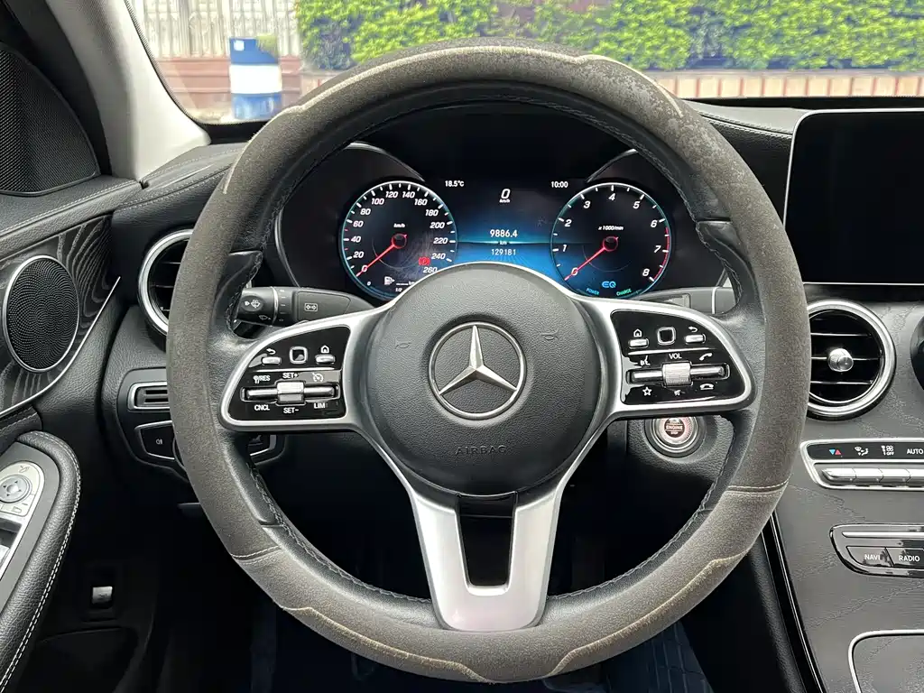 Mercedes-Benz C-Class 2019 — фото 9
